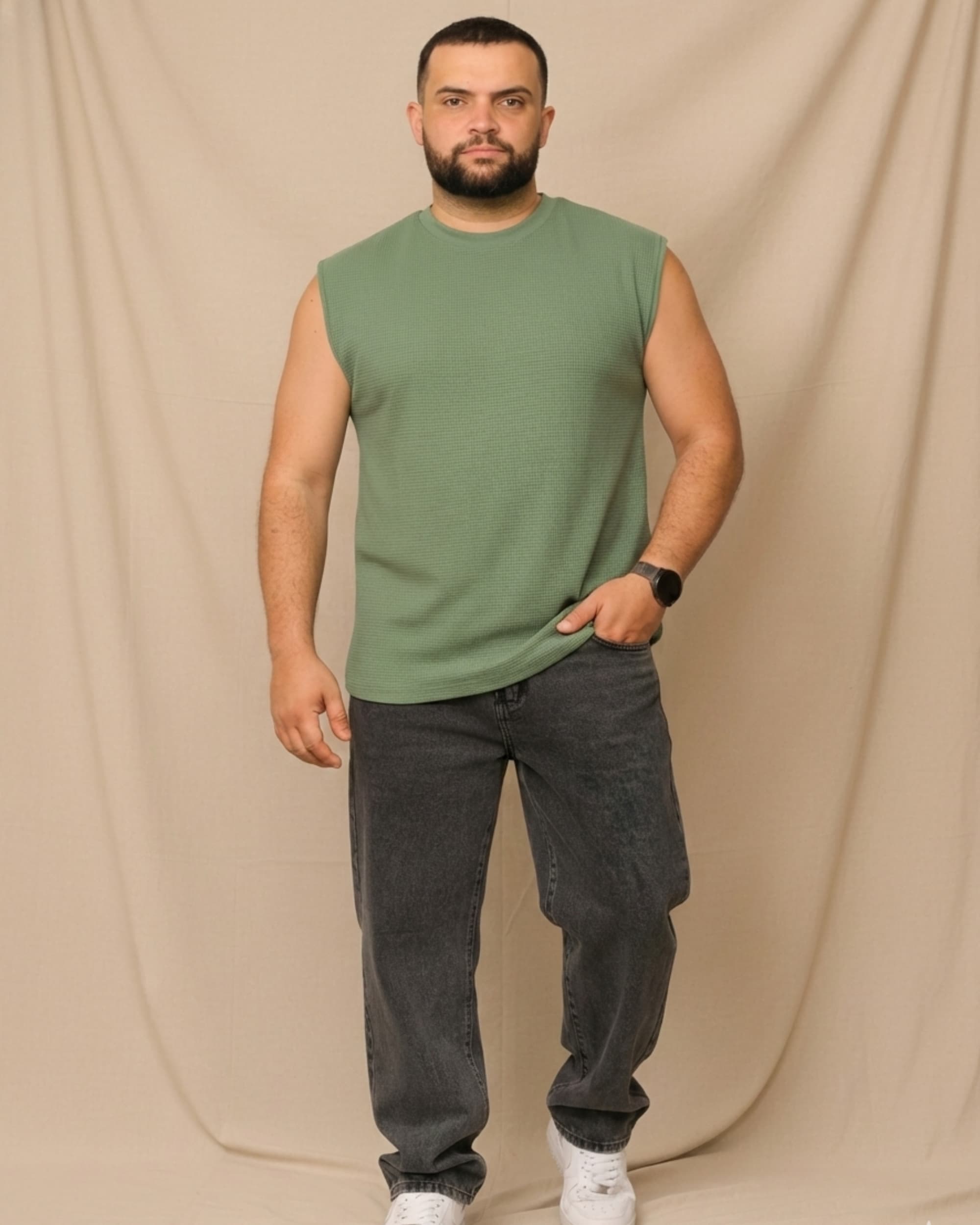 Homem Hooke com regata texturizada